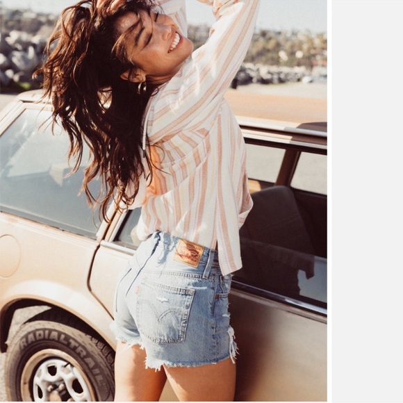 Levi's Pants - Levi’s 501 frayed shorts